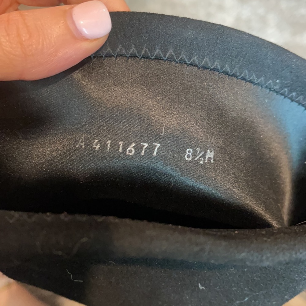 The Classic Stuart Weizman Otn Suede Boots - image 7